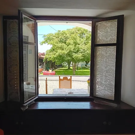 Апартаменты Grazioso Con Vista Giardino E Parcheggio