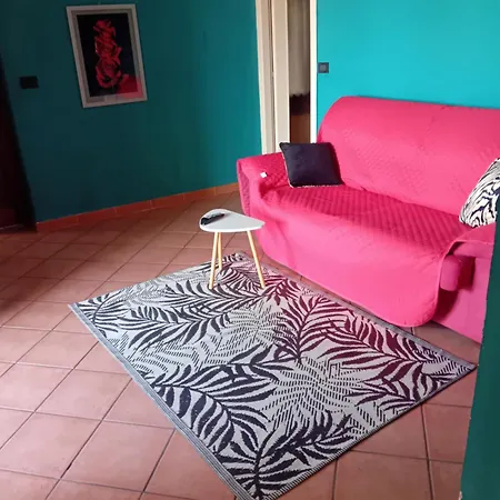 Grazioso Con Vista Giardino E Parcheggio Apartmán Biella