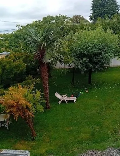 Grazioso Con Vista Giardino E Parcheggio Apartmán Biella